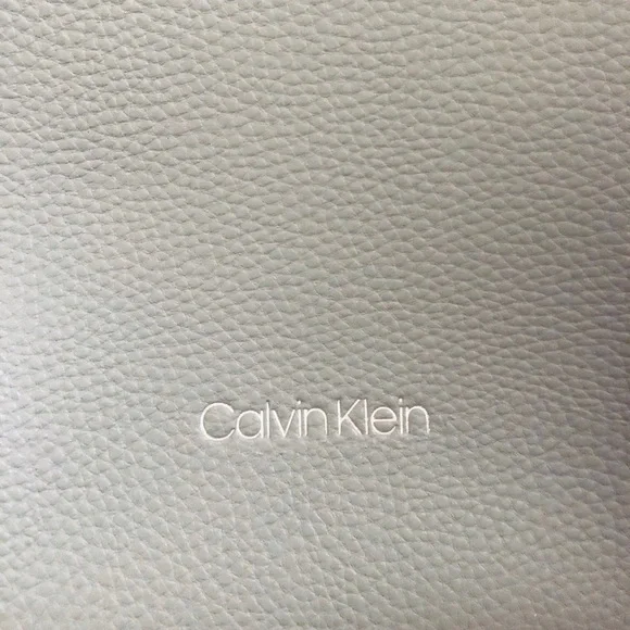 Calvin Klein Bag​ - Picture 4 of 4